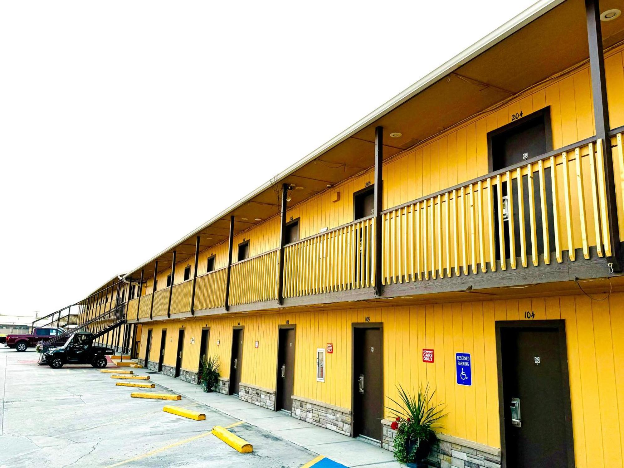 Americas Best Value Inn Salmon Bagian luar foto